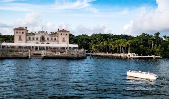 Events in Key Biscayne, Coconut Grove & Brickell with 23ft Rand Electric Boat