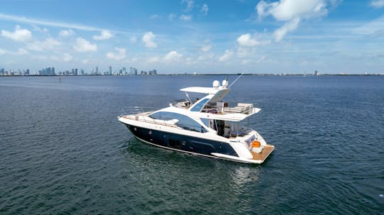 Book Your Dream Yacht Charter: 50' Azimut Fly in Miami