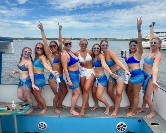 Bote para fiestas privadas de 35 pies con baño, cubierta superior y tapete de agua, #1 Bachelorette