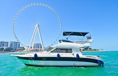 Ultimate Yacht Experience in Dubai - Charter a Stunning Vessel for Up to 12 pax