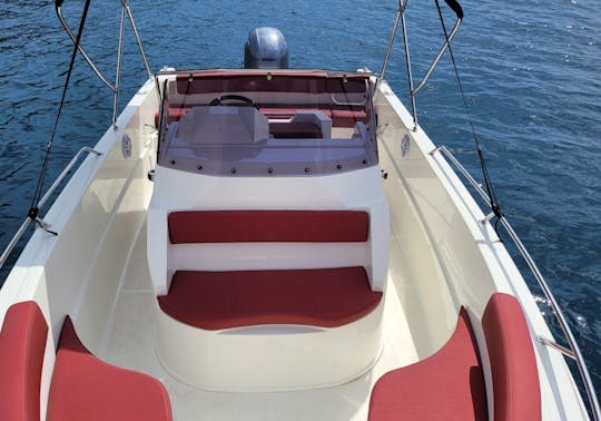 Bateau à moteur Atlantic Marine 670 Open