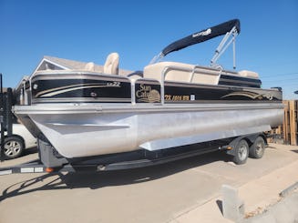 Webb Lake 22' Pontoon 115hp Yamaha