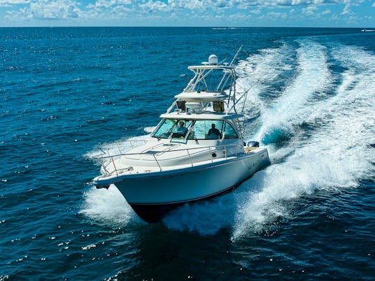 Pursuit OS385 Yacht for Making Memories On The Water! 