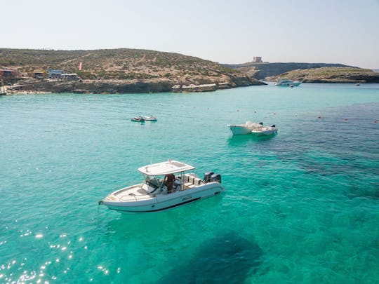 Tour privado de aventura en barco de 2 horas por Comino y Blue Lagoon