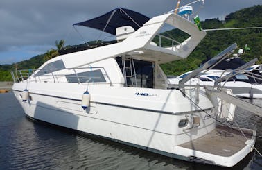 44ft Intermarine Motor Yacht for 16 guests