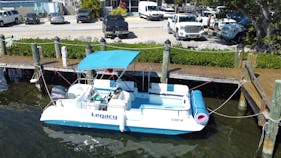 Enjoy the clear water in Key Largo for up to 10 people