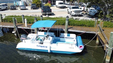 Enjoy the clear water in Key Largo for up to 10 people