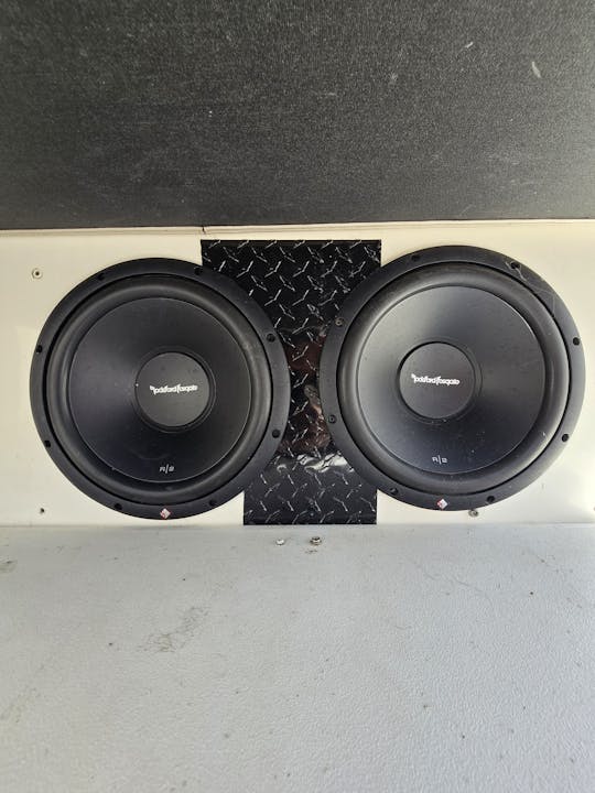 Premium 28' Larson Cabrio with Ultra Loud Speakers and the Ultimate Inflatable