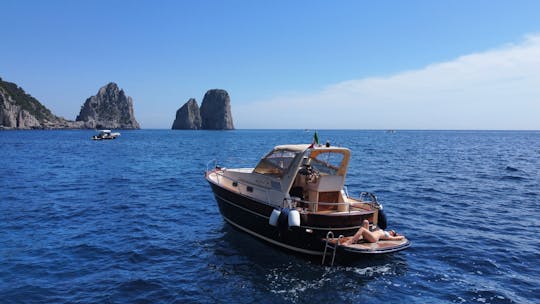 2016 Classic Italian Gozzo Apreamare 28ft motor Yatch