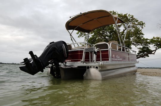 Haulover Party Pontoon Rental for 8 person