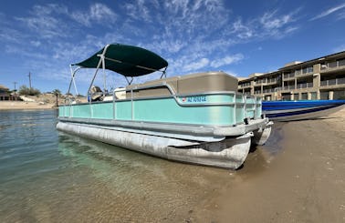 🐬16 Person 25ft Premier Pontoon w/ 150 HP Outboard