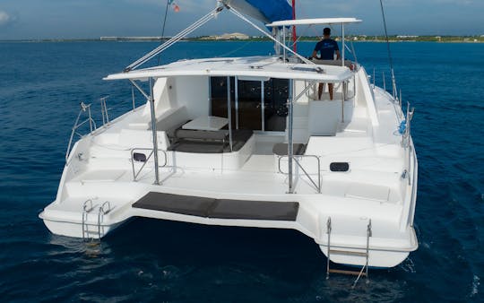 44' Leopard Catamaran All-Inclusive Charter in Riviera Maya