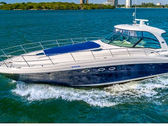 Beautiful 55' Sea Ray Yacht in Miami, FL