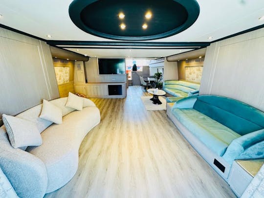Explore Dubai with our 95ft Blackpearl Power Mega Yacht