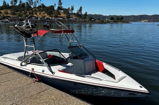 Fully fueled & waiting in the water at Lake Nacimiento! (Centurion Avalanche) 