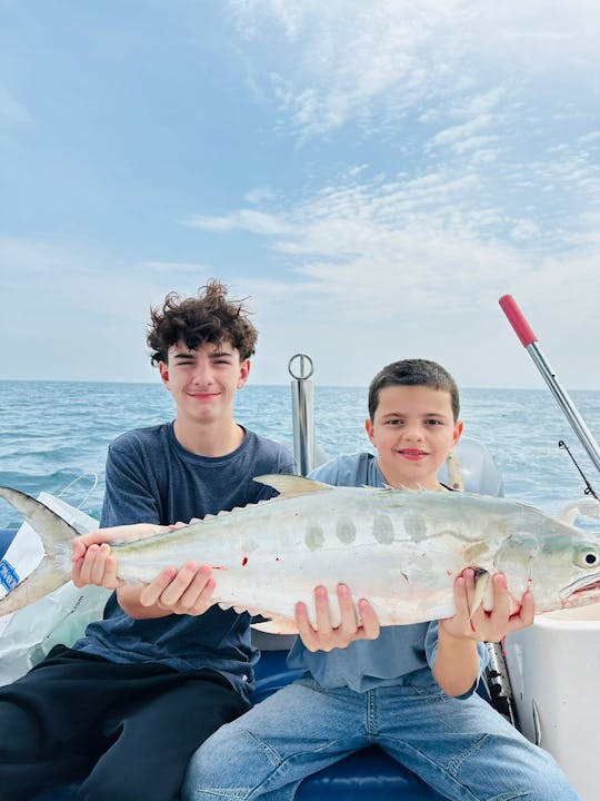 Pesca en alta mar de 35 pies y 4 horas en Nanje Yachts