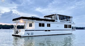 A Houseboat Rental