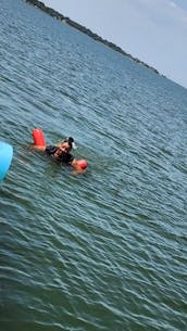 10 Person Party Boat Suncatcher Pontoon with Captain