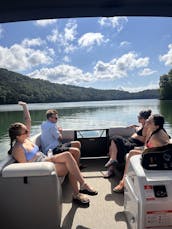 Location de Viagio Lago Tritoon à LaFollette, Tennessee