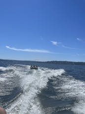  215LR Stingray ~ Salle de bain, chambre à air sur le lac Washington