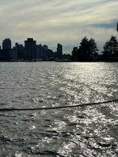 36ft Hunter Sailboat Rental in Vancouver, British Columbia