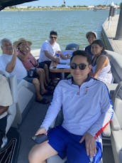 Summer Time Fun "2023 24ft. Pontoon Boat" @ Lake Ray Hubbard