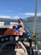 Barco flutuante de 25 pés para alugar com churrasqueira e fogueira! Cruzeiro no Lago Tahoe