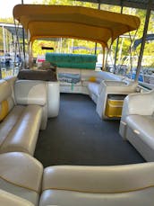 Nashville Area Pontoons AIRBNB'S WELCOME!! Fall Discounted Rates! Staff Outings