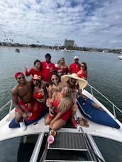 Cruise San Diego Bay on a private yacht!