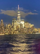 Luxury Yacht Manhattan Chelsea Piers: Captain & Crew, Champagne & Catering!