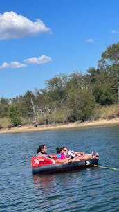 Pontoon Boat in Grand Prairie / Cedar Hill Joe Pool Lake