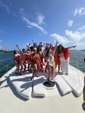 Mega Yacht Maui 72 ft Cancun, Mexico