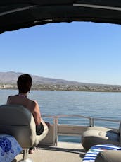 22' Smooth Rollin’ Pontoon in Lake Havasu City — Multi-day discounts available!