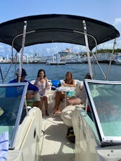 27ft Sea Ray Sundeck Boat Charter In West Palm Beach, Florida