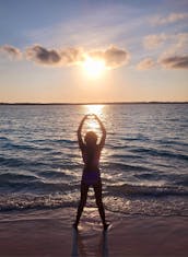 60ft Motor Yacht Charter in Beautiful Exuma, Bahamas