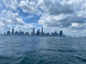 31' Captained Yacht, Fun in Chicago Aboard