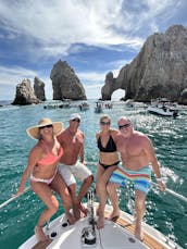 Yate a motor Sundancer de 38 pies en Cabo San Lucas