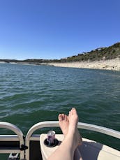 Pontoon Boat for Charter up to 9 people in Texas