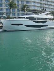 32ft Wellcraft Yacht for Charter in Cancún — Up to 8 People!