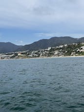 40' Bayliner Cruiser Yacht - Party Eat Drink in Marina del Rey