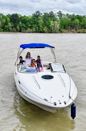 Comodidad y deportes acuáticos en el lago Livingston