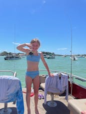 24ft Sun Tracker Fish Barge DLX Pontoon in Bradenton Beach