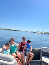 Pontoon in Destin, Florida