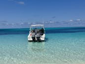 35ft Contender Express Snorkel/Beaching Charter in Nassau, Bahamas