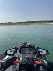 Jet Skis Full Service Rental Canyon Lake