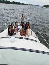 47' Come enjoy the DC view on the Potomac river aboard Sancha. $375HR to $450HR 