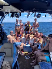 Surf with The Family and Friends! 2023 MasterCraft Wake Boat - The Colony, Texas