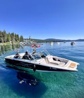 Beautiful 26' Mastercraft Wake Boat, Fully Loaded (Multi-day booking Discount)