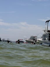 25' Tahoe Pontoon Rental in Fort Walton Beach, FL