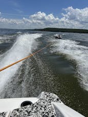 Yamaha AR190 Bowrider Rental on Lake Texoma 